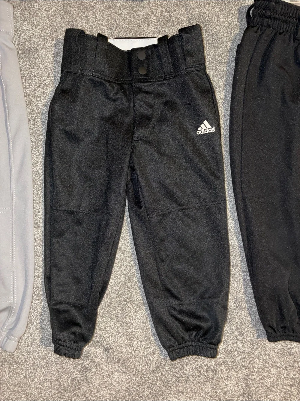 Under Armour pairs total